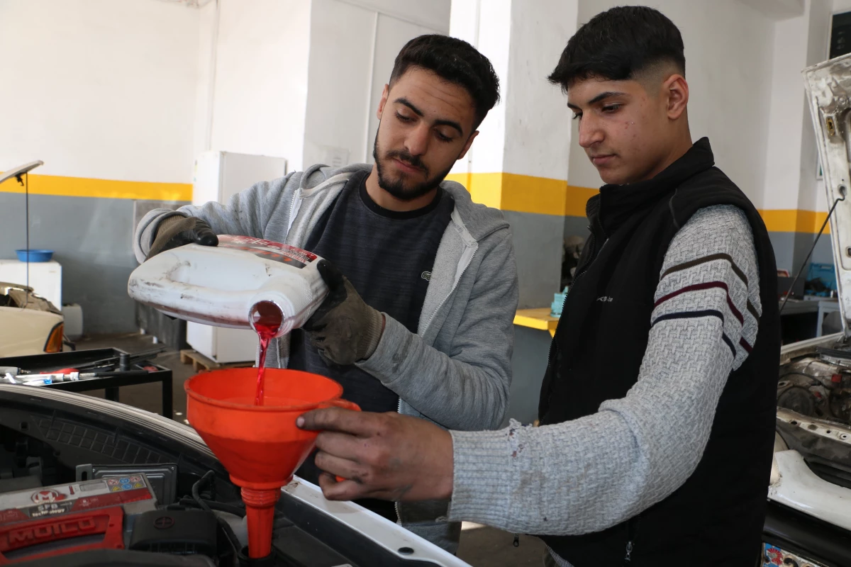 Araç sahiplerine “antifriz” uyarısı: 300 TL’den kaçarken 80 bin TL masraf yapabilirsiniz