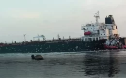 İstanbul Boğazı’nda "Osaka" alarmı! 40 bin ton petrol taşıyan tanker dümen arızası nedeniyle sürüklendi